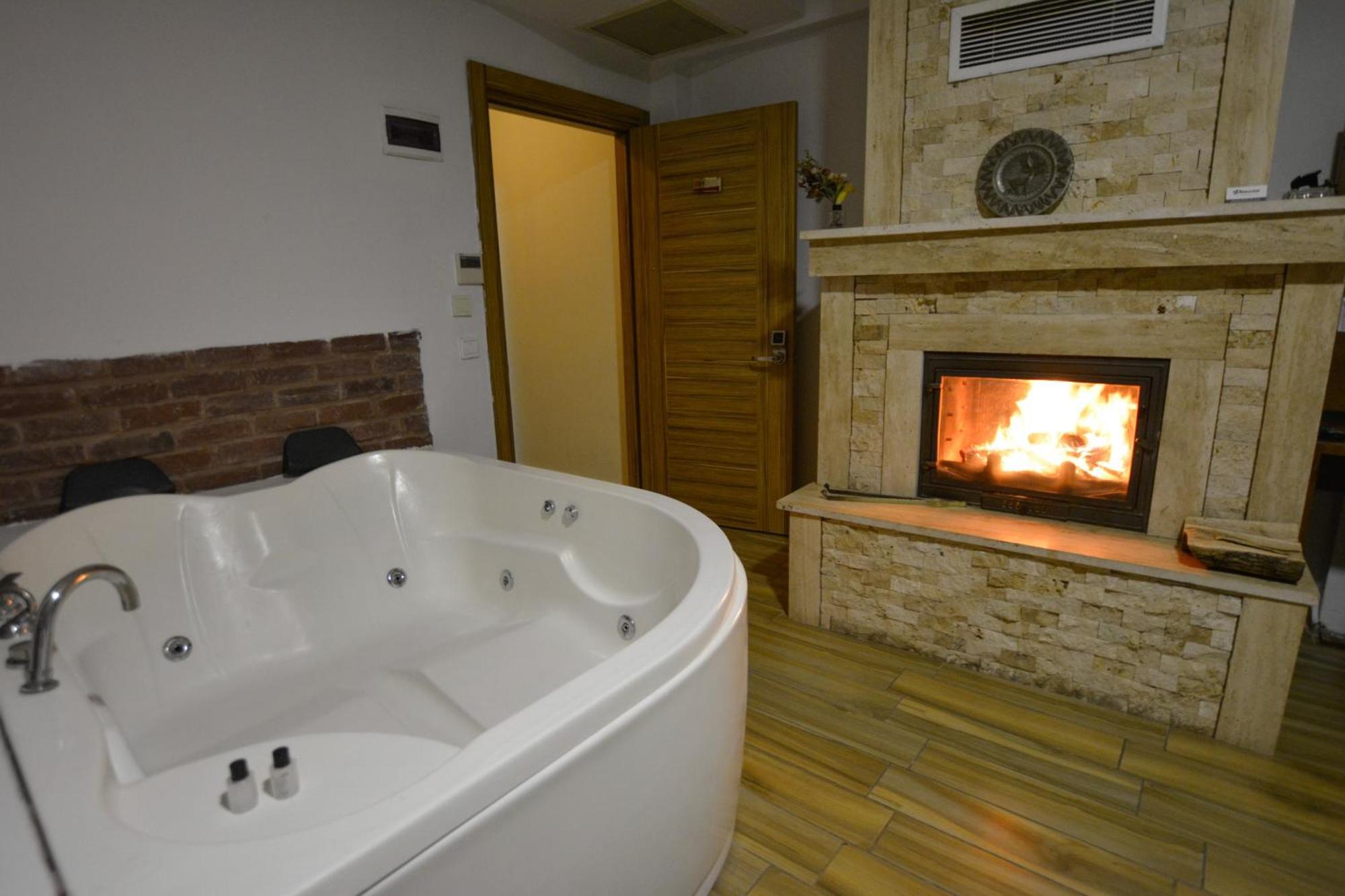 Hill River Hotel Агва Экстерьер фото