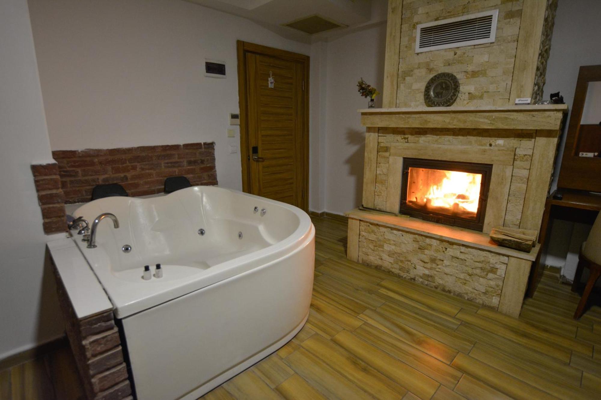 Hill River Hotel Агва Экстерьер фото